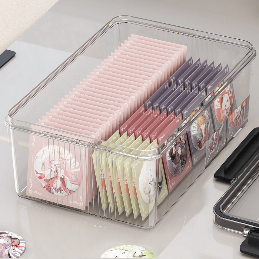 Boîte transparente avec couvercle