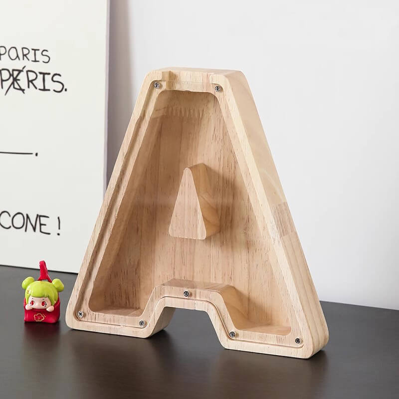 Vitrine en bois Alphabet