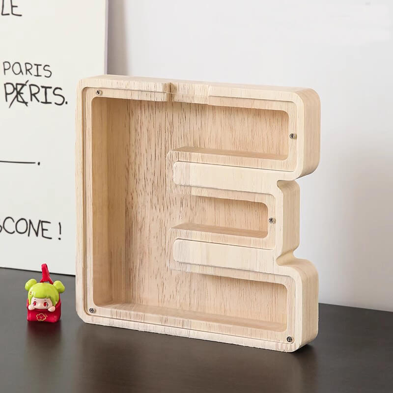 Vitrine en bois Alphabet