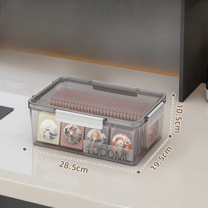 Boîte transparente avec couvercle