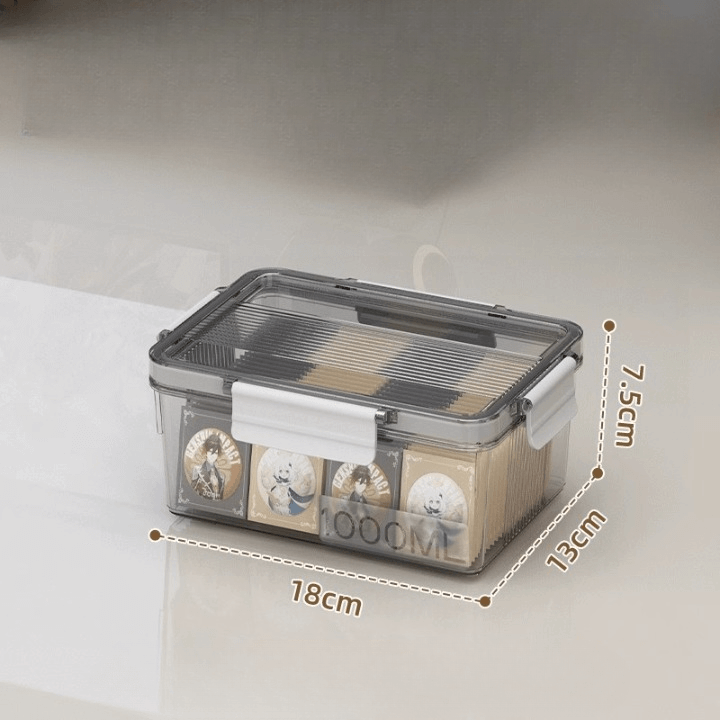 Boîte transparente avec couvercle